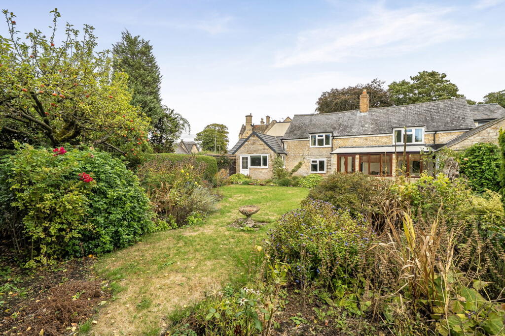 Main image of property: Berrybushes, Market Overton
