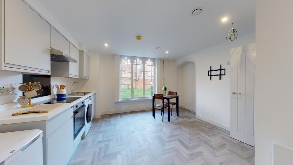 Main image of property: Flat 2 Plumptre Court, Poplar Street, Nottingham, Nottinghamshire, NG1