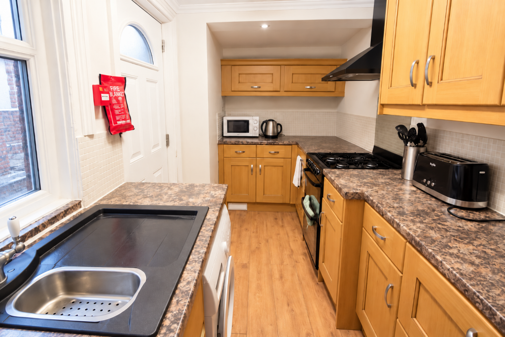 House in Leeds - View 4