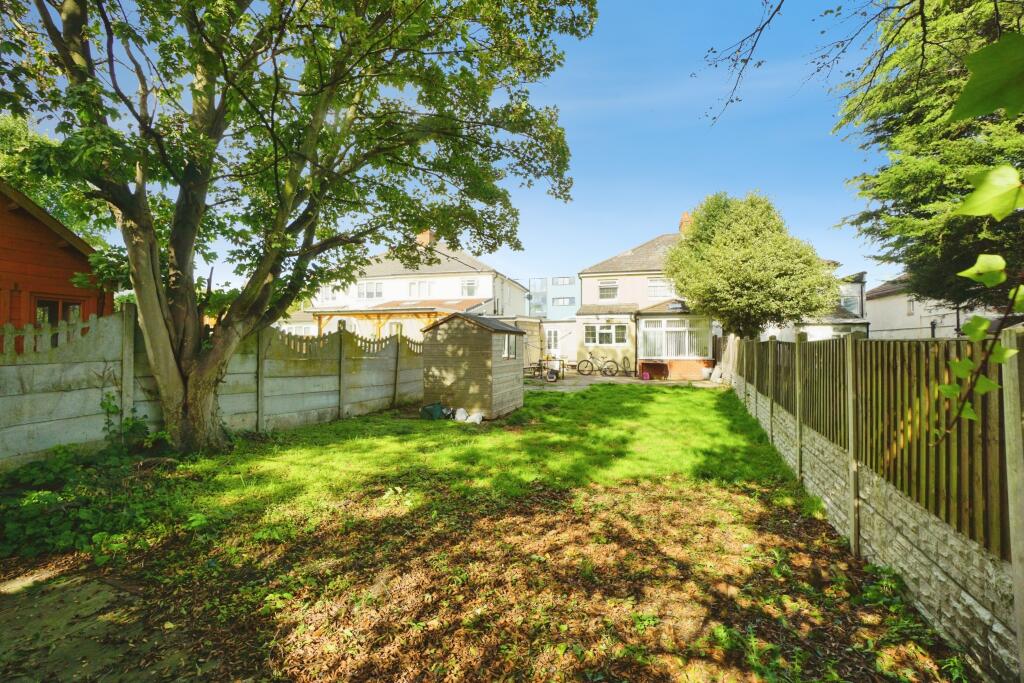 House in Wolverhampton, West Midlands - View 4