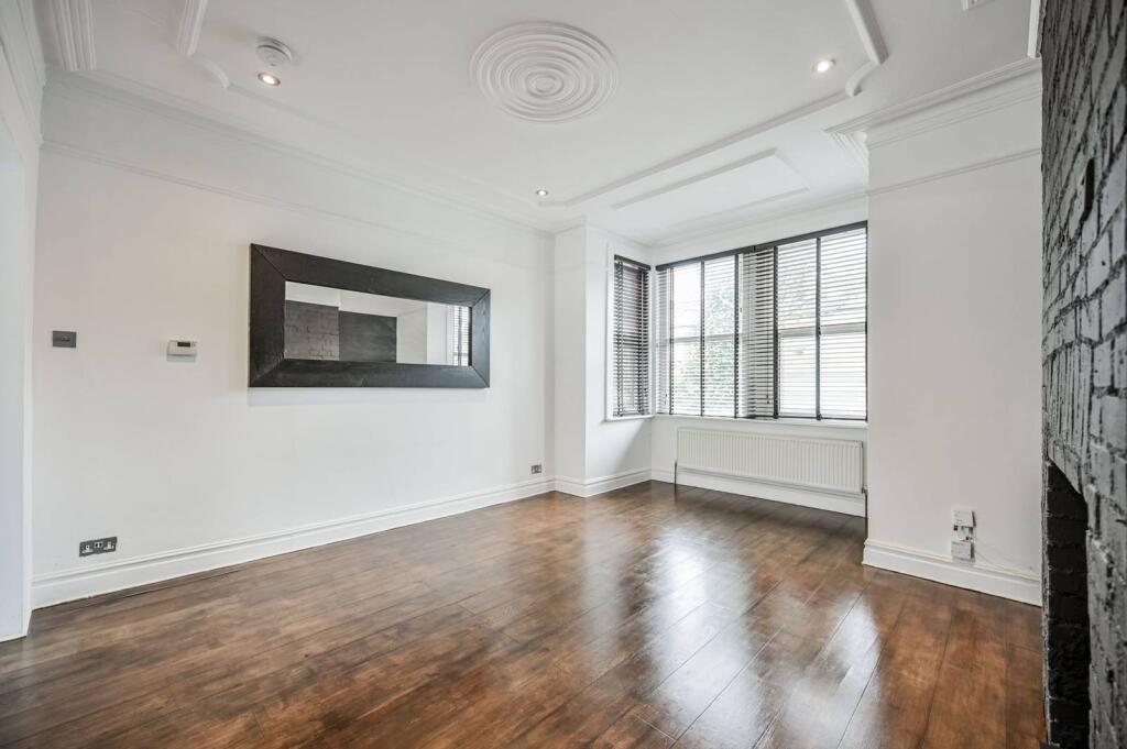 Main image of property: Warwick Road, Bounds Green, London, N11