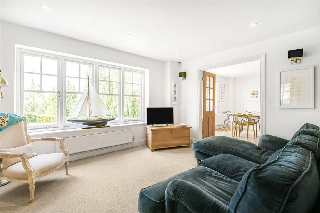 House in Reading - View 5