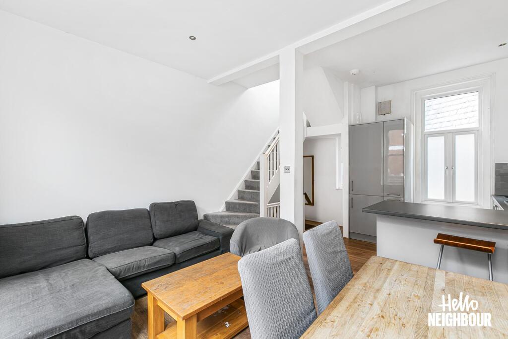 Apartment in London - View 3