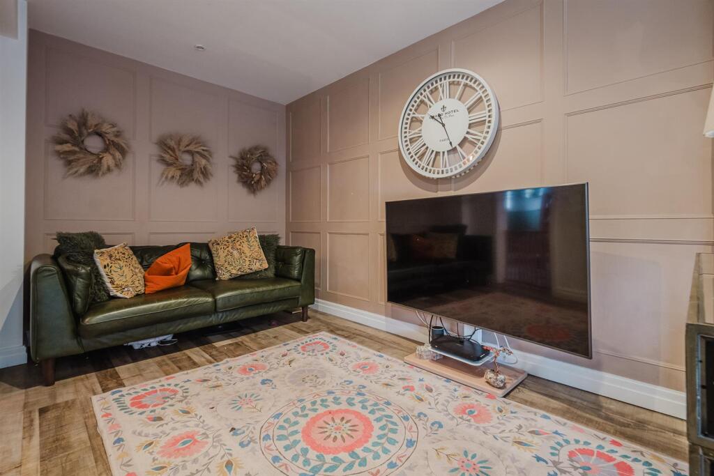 Sandy Lane, Lymm photo 3