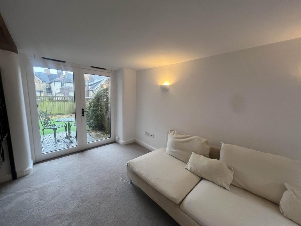 House in Bath - View 3