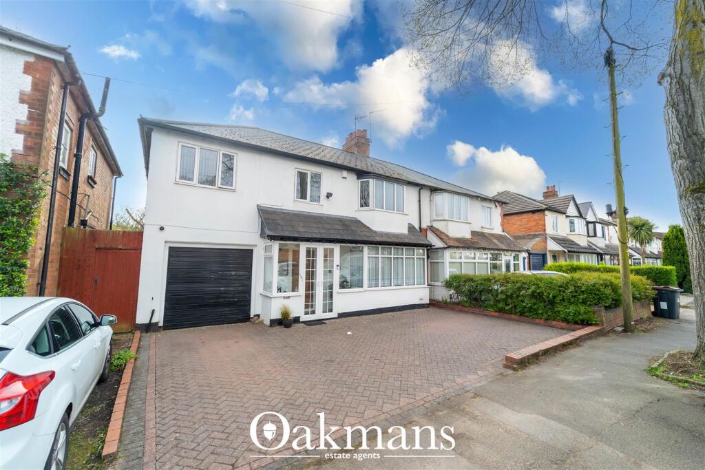 Main image of property: Haunch Lane, Birmingham, B13