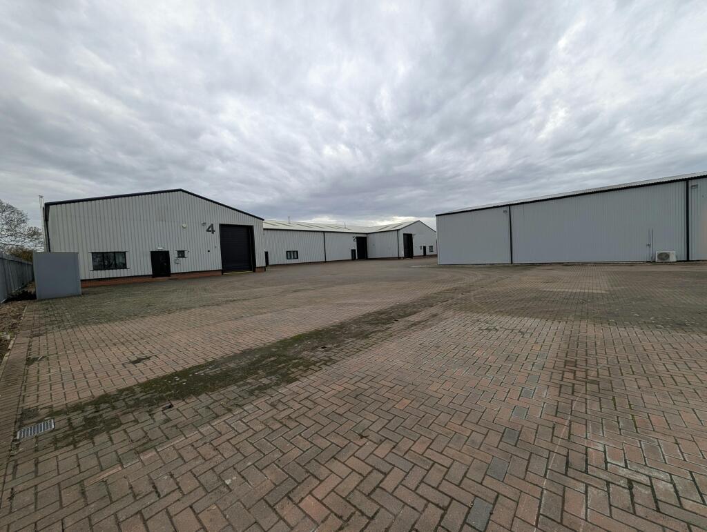 Denham Court Brunel Drive Newark 12.jpg