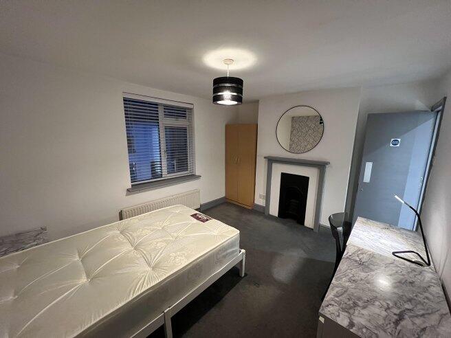 Main image of property: Saunders Street