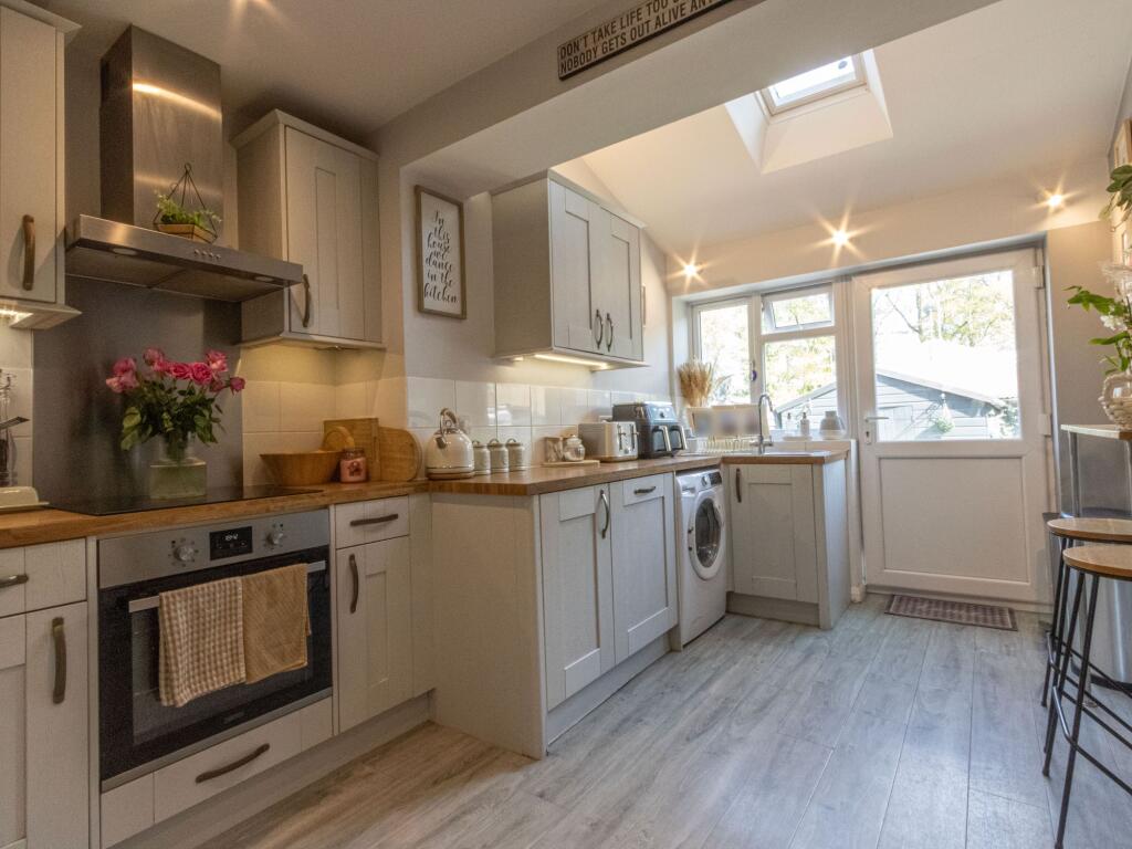House in Reading - More