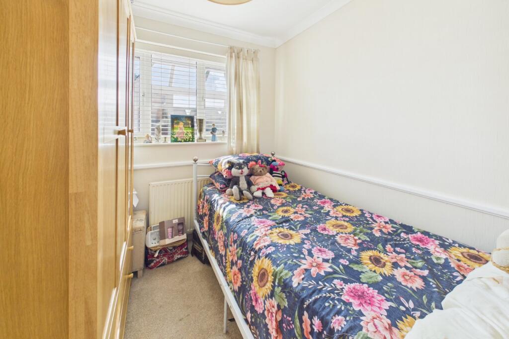House in Bristol, The Vale, Woodhill - More