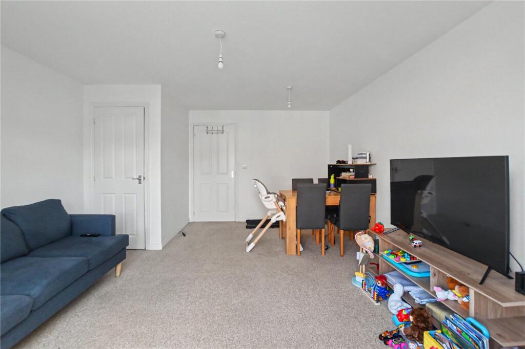 House in Taunton - View 4