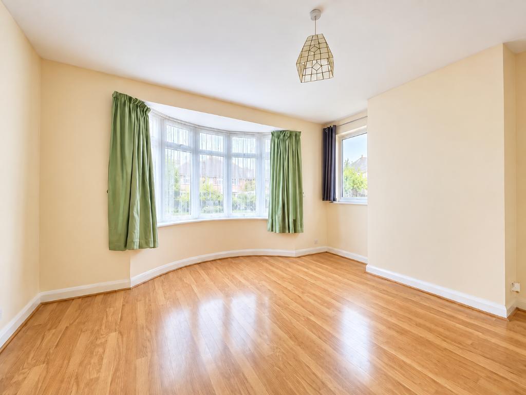House in Milton Keynes, West Bletchley - View 5