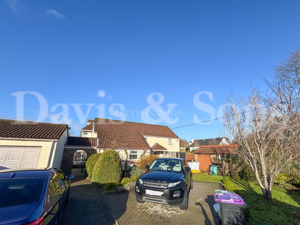 Main image of property: Caerleon Road, Ponthir, Newport. NP18 1GZ