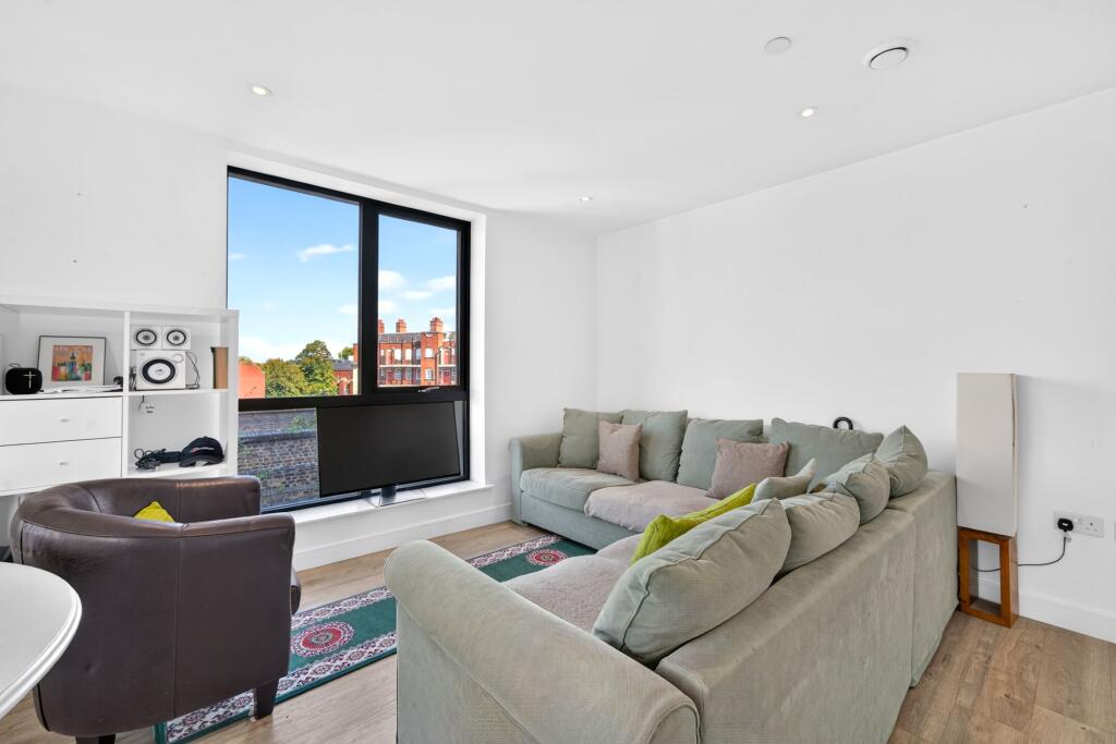 Apartment in London - View 4