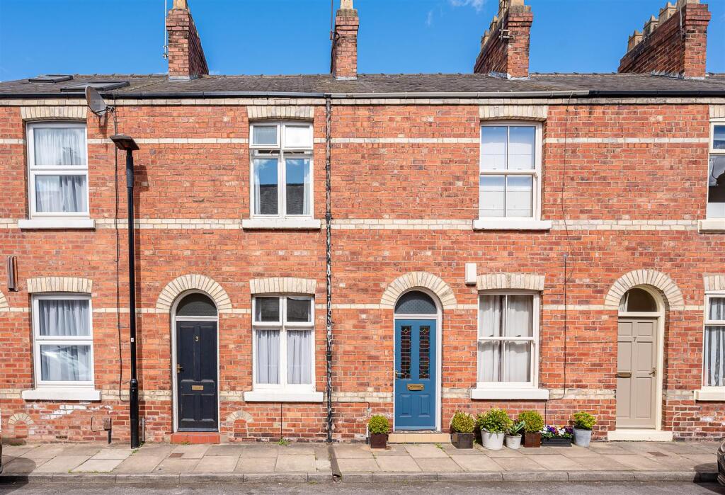 Main image of property: Rosslyn Street, Clifton, York YO30 6LG