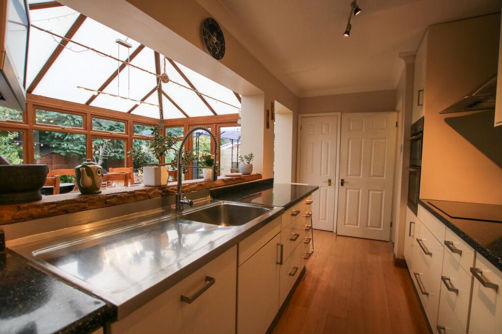 The Spinney, Finchampstead, Wokingham, RG40 - View 3