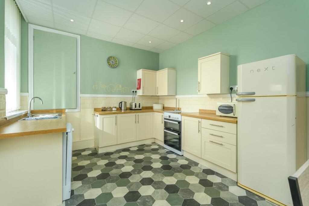 House in Newcastle upon Tyne - View 4