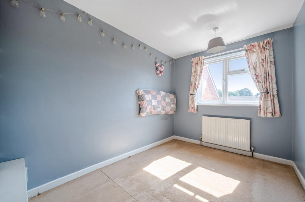 House in Fareham, Hill Park - More