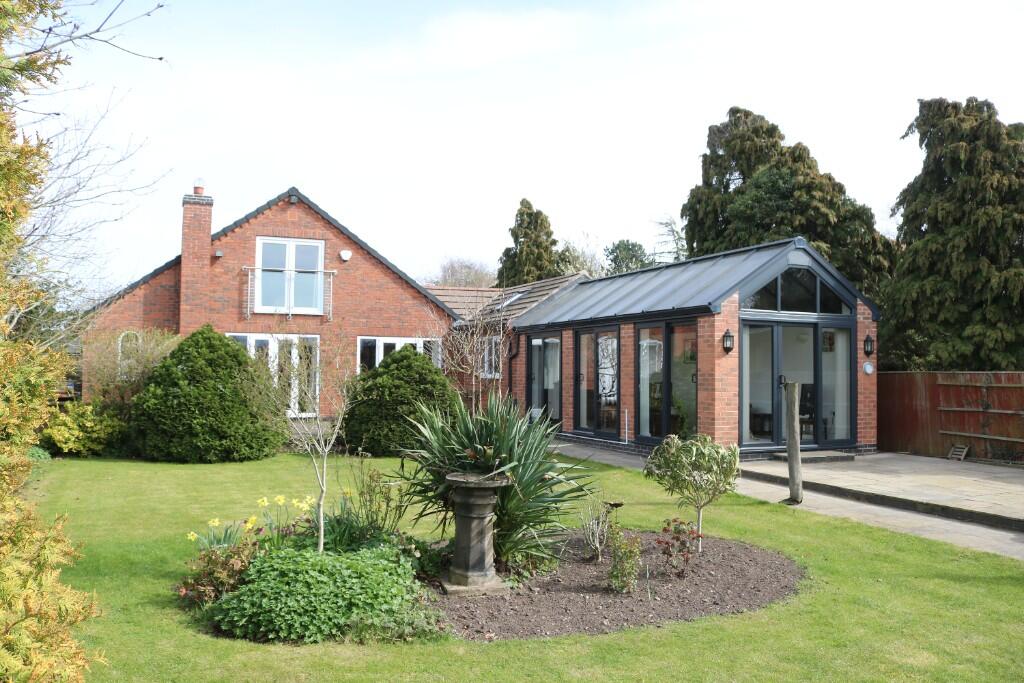 Main image of property: Croftside Lodge, West End Road, Epworth, DN9 1LA