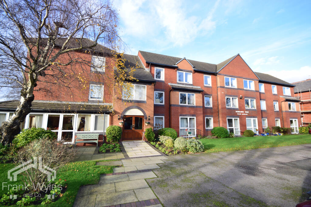 Main image of property: Flat 6, Homelinks House, 39 Clifton Drive, Lytham St. Annes, Lancashire