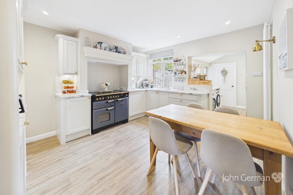 House in Staffordshire Moorlands, Alton - More