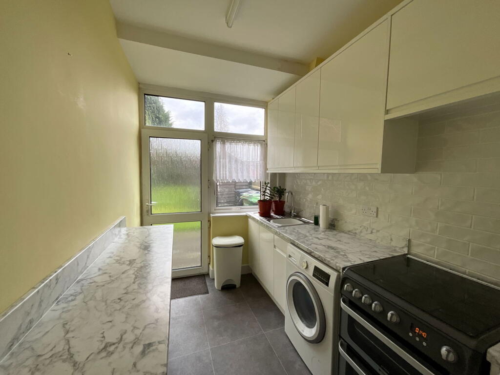 Additional image 4 of CRADLEY HEATH, Highland Road