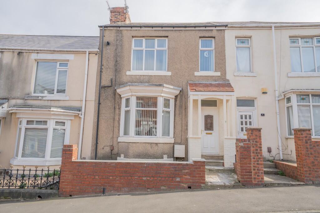 Main image of property: Deckham Terrace, Gateshead, Tyne And Wear, NE8