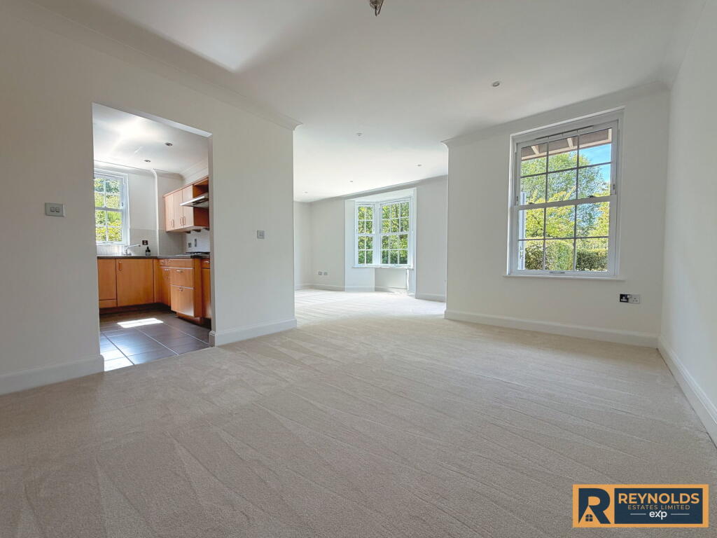 Apartment in Tonbridge and Malling, Kings Hill - View 2