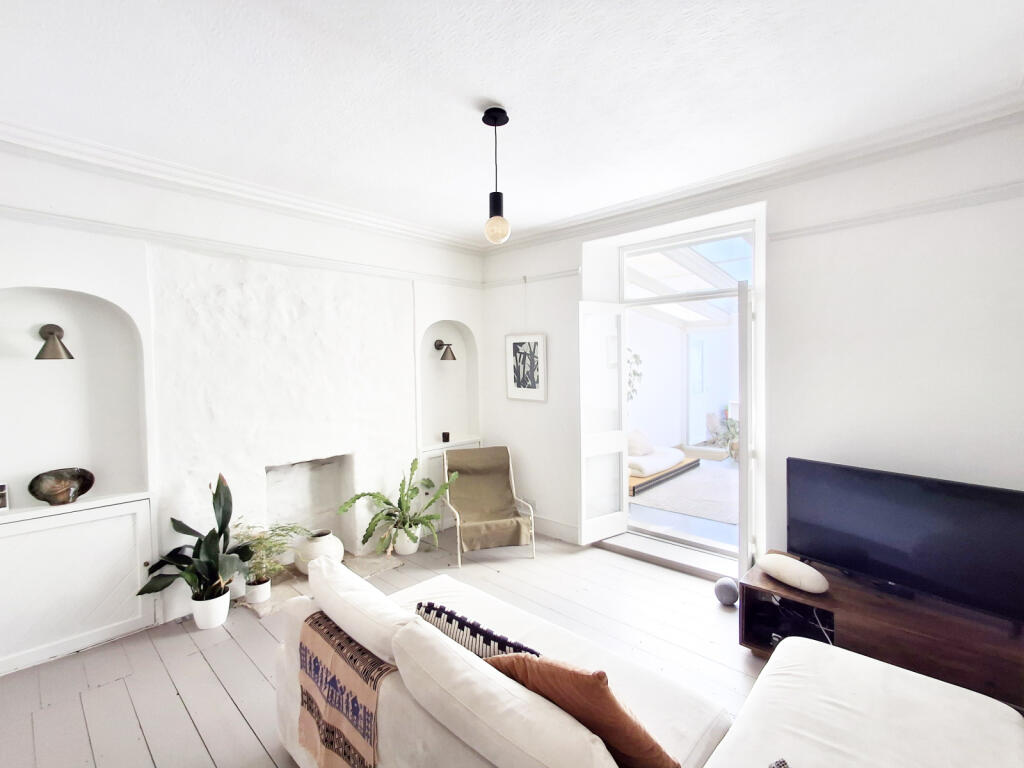 House in Truro - View 3