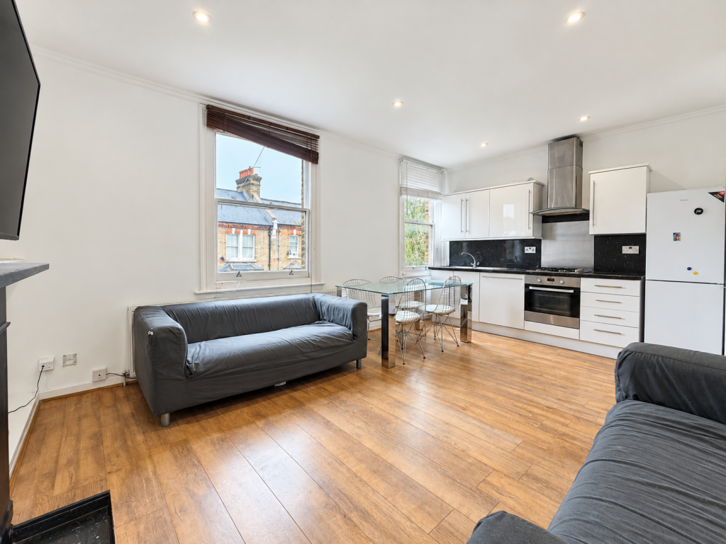 Apartment in London - View 4