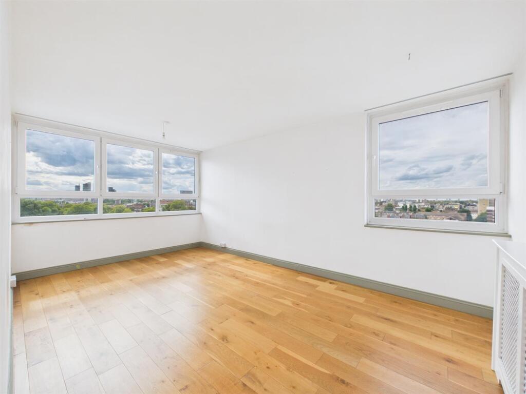 Main image of property: Roman Road, Bethnal Green, E2