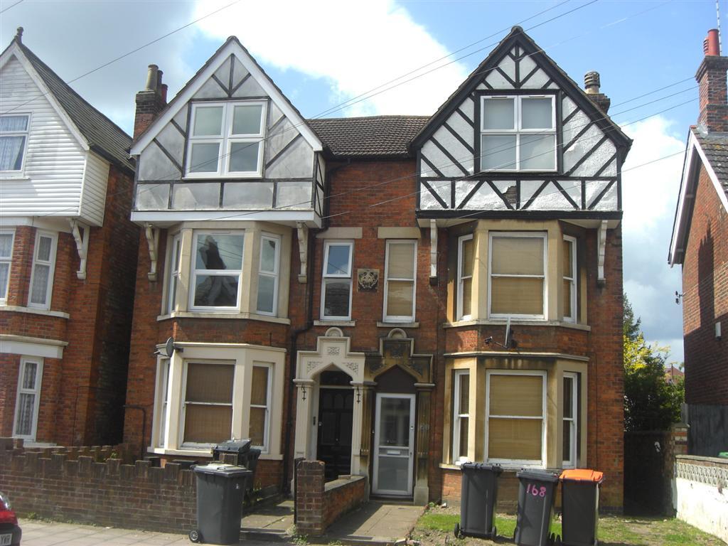 Main image of property: Bedford, MK40