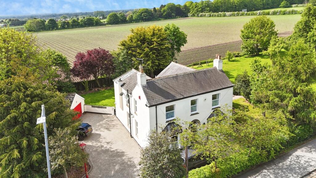Main image of property: Castle Road, Cottingham, HU16 5JF