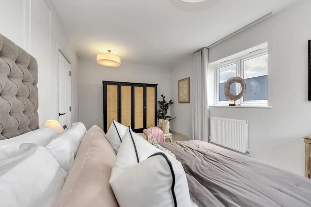 Hopkins Homes at Beaulieu, Beaulieu, Chelmsford, CM1 6FU - View 5