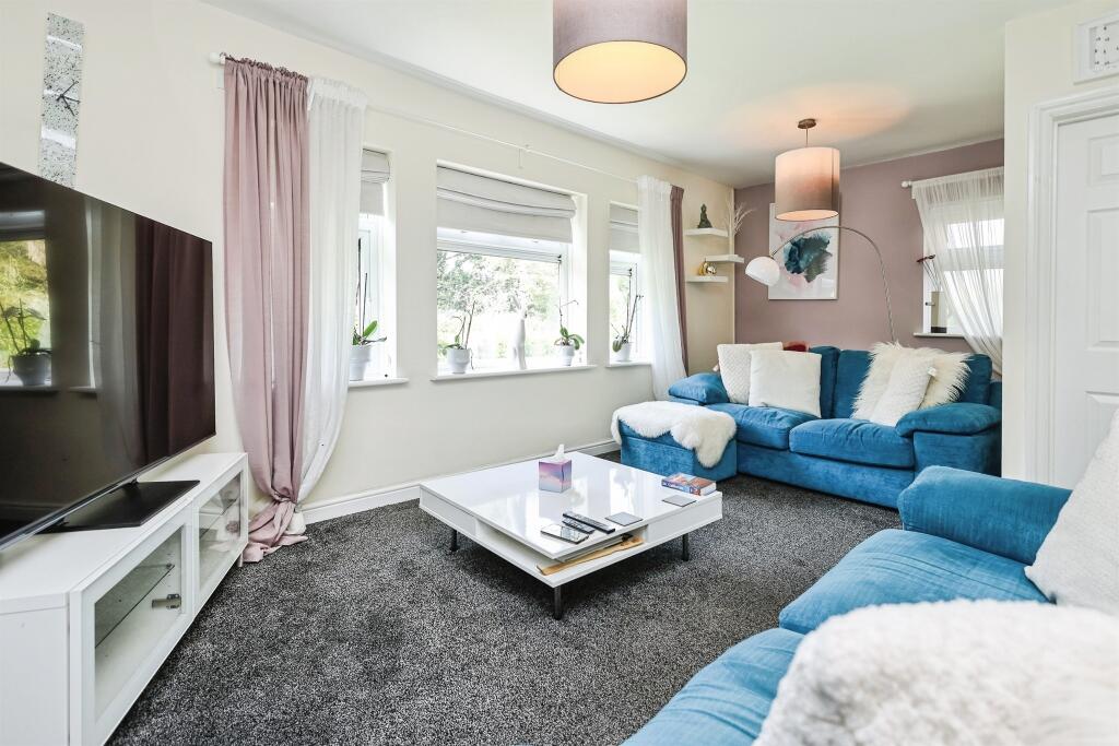 House in Birmingham, West Midlands - View 4