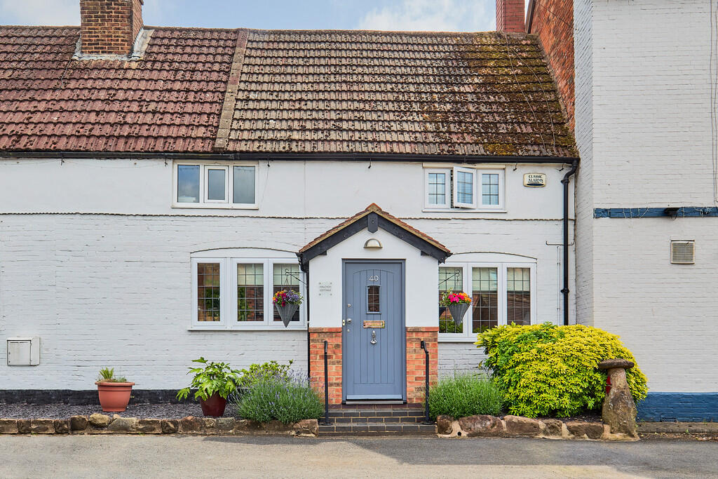 2-bed house on Brookside, Stretton On Dunsmore, £300,000