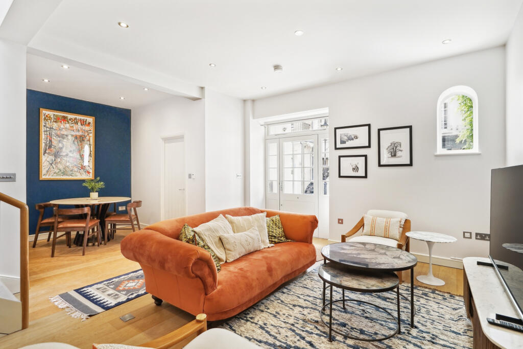 House in London - View 2