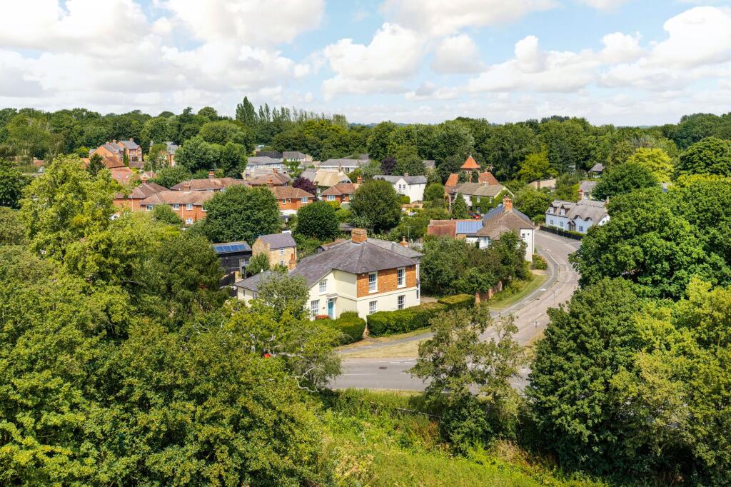 House in Milton Keynes, Simpson, Simpson and Ashland - View 4