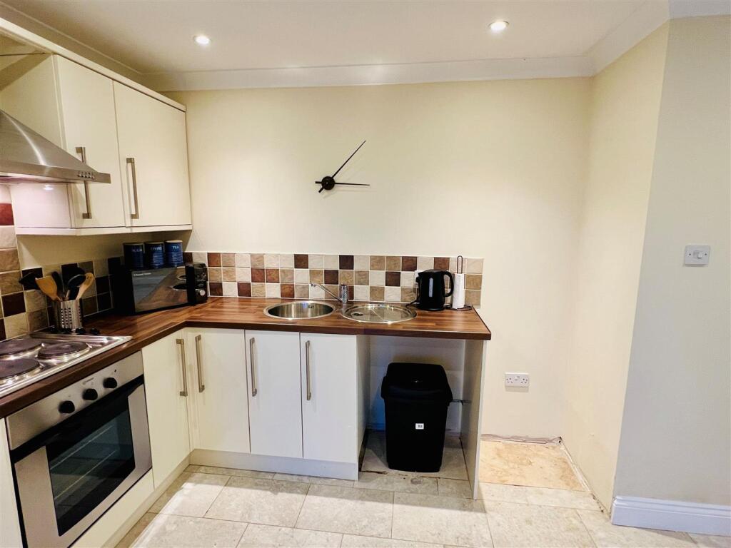 Apartment in Cambridge - More
