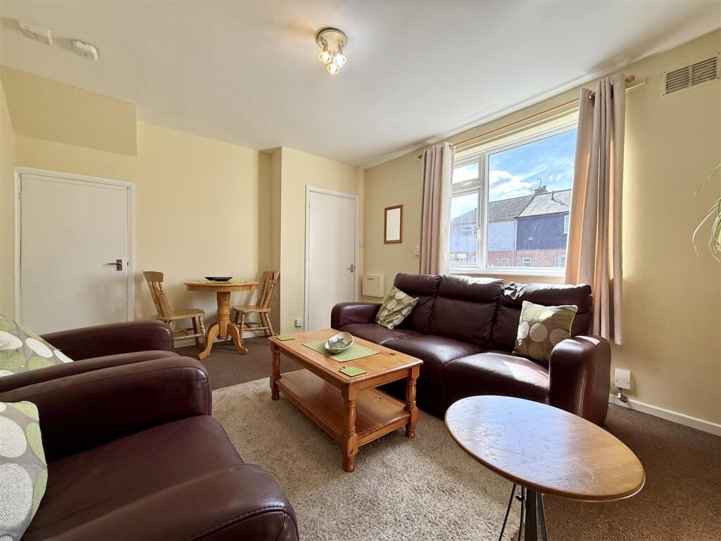 House in Charnwood, Shelthorpe - More