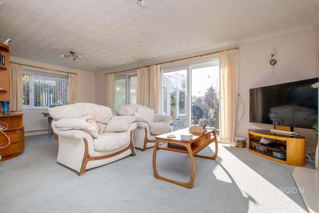Lower Farm Road, Plympton, PL7 1JJ photo 3