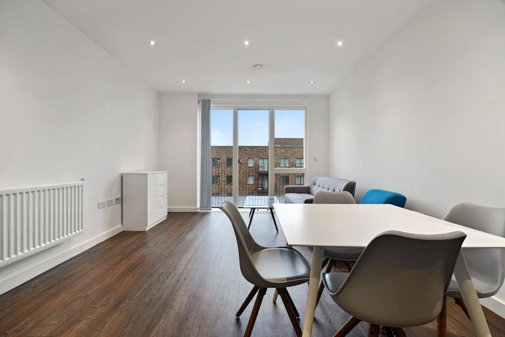 Apartment in London, Gallions Reach - View 3
