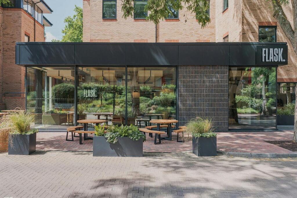 journey_First-Step-Cambridge_Flask-Cafe-Exterior_C1440.jpg