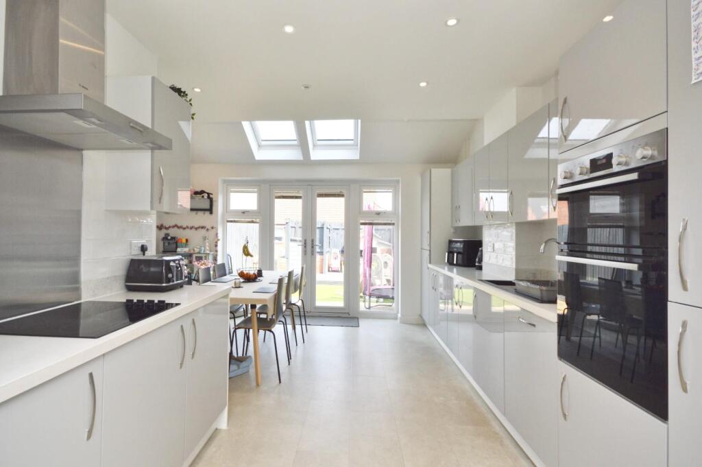 House in Bristol, Bath and North East Somerset - View 5