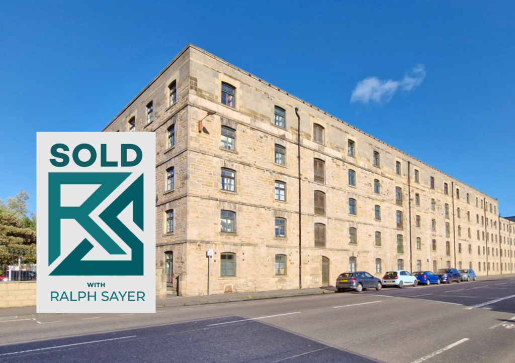 Main image of property: 102/87 Commercial Street, The Shore, Edinburgh, EH6 6LT