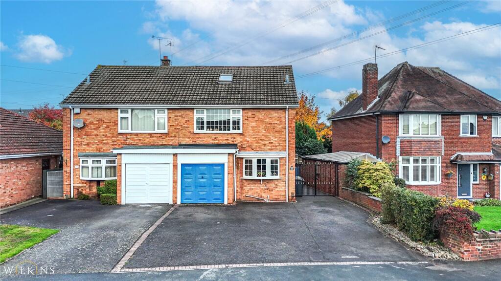 Main image of property: Goodyers End Lane, Bedworth, Warwickshire, CV12