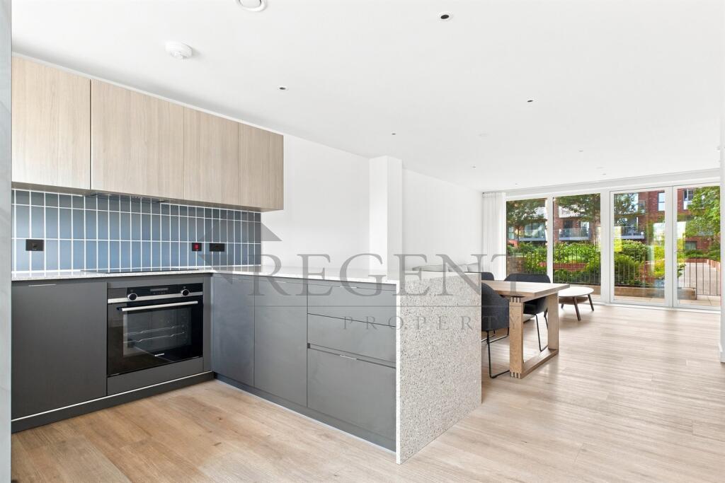 Apartment in London - View 3