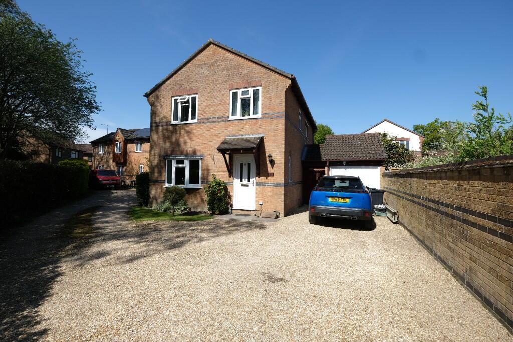 Main image of property: Bilberry Drive, Marchwood, Southampton, SO40 4YR