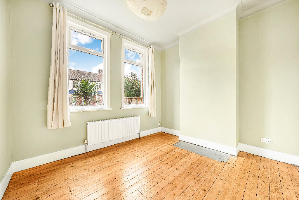 214, Lea Bridge Road photo 4