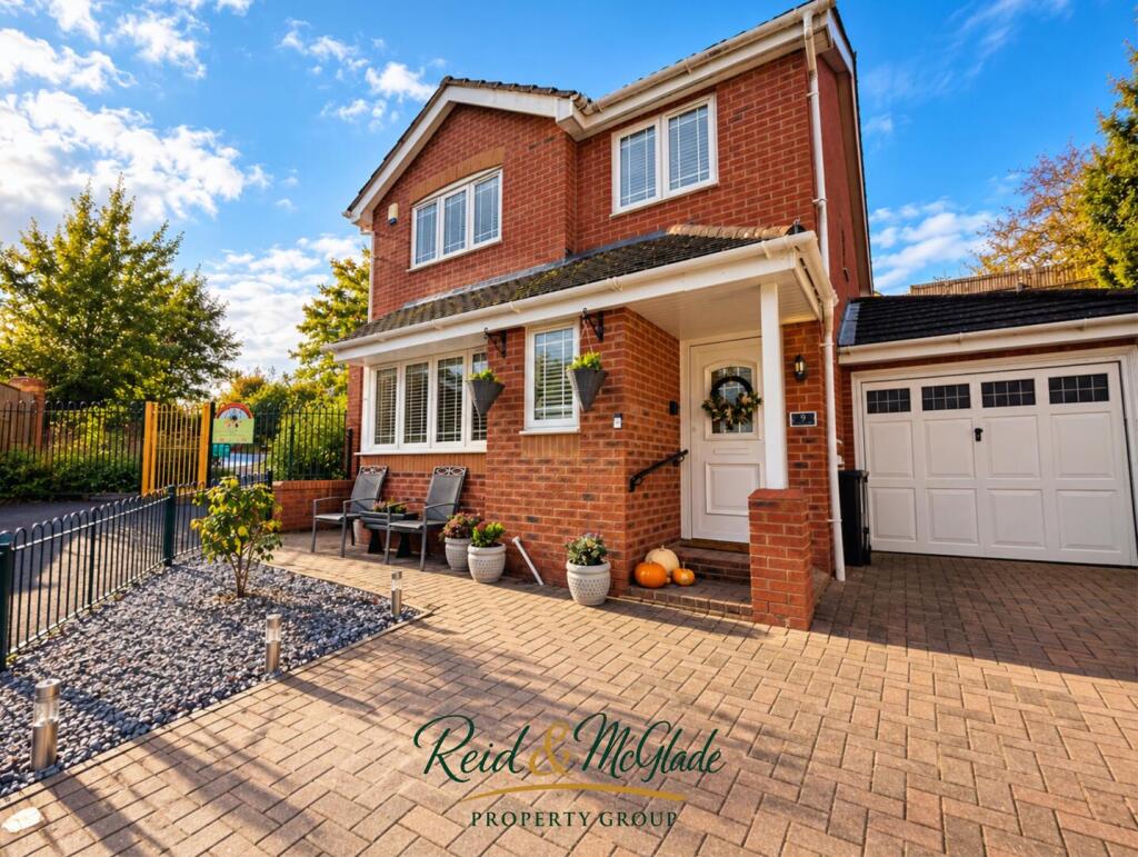 3-bed detached on The Nurseries, Flint, £280,000